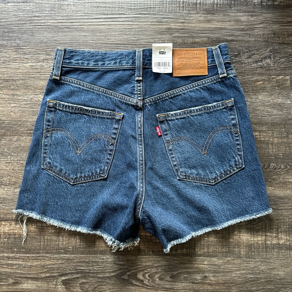 Levi’s ribcage shorts